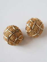 Load image into Gallery viewer, “Nour” vintage clip on