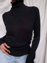 Load image into Gallery viewer, « Dunya » silk jumper