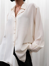 Load image into Gallery viewer, JARVI MUOTI silk shirt