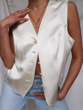 Load image into Gallery viewer, « lotus » satin vest