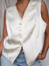 Load image into Gallery viewer, « lotus » satin vest