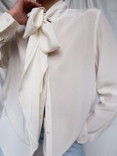Load image into Gallery viewer, MAX MARA silk shirt