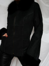 Load image into Gallery viewer, Vintage shearling vest