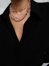 Load image into Gallery viewer, « Gabrielle » pearls necklace