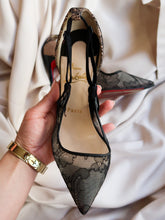 Load image into Gallery viewer, LOUBOUTIN pumps