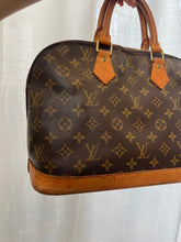 Load image into Gallery viewer, LOUIS VUITTON ALMA MM BAG