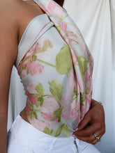 Load image into Gallery viewer, GUY LAROCHE scarf