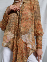 Load image into Gallery viewer, "Lilly" silk shirt