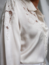 Load image into Gallery viewer, "Hanoï" silk shirt