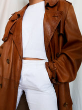 Load image into Gallery viewer, Camel leather trench