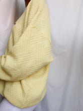 Load image into Gallery viewer, LACOSTE knitted jumper