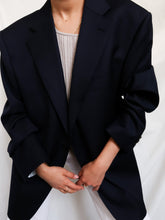 Load image into Gallery viewer, SUITSUPPLY navy blazer