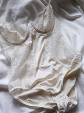 Load image into Gallery viewer, CHRISTIAN DIOR lace body