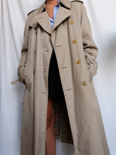 Load image into Gallery viewer, Vintage BURBERRY trench coat (S)
