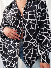 Load image into Gallery viewer, "Rania" silk shirt