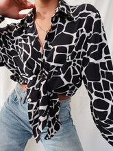 Load image into Gallery viewer, "Rania" silk shirt