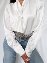 Load image into Gallery viewer, BASLER vintage blouse