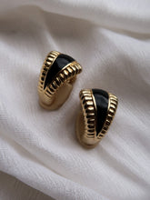 Load image into Gallery viewer, "Drop" golden metal earrings