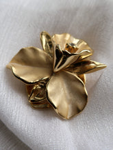 Load image into Gallery viewer, "Orchid" scarf ring