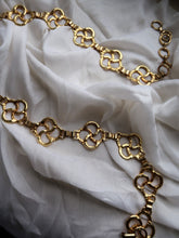 Load image into Gallery viewer, "Magnolia" chain belt