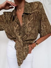Load image into Gallery viewer, "Amazonia" printed shirt
