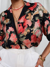 Load image into Gallery viewer, "Rosas" silk shirt