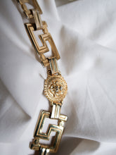 Load image into Gallery viewer, "Gio" gold metal belt