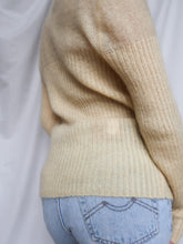 Load image into Gallery viewer, GIVENCHY knitted cardigan