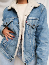 Load image into Gallery viewer, vintage LEVI'S sherpa trucker jacket