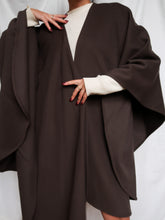 Load image into Gallery viewer, Cocoa wool cape