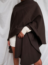 Load image into Gallery viewer, Cocoa wool cape