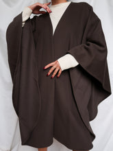 Load image into Gallery viewer, Cocoa wool cape