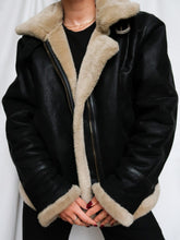 Load image into Gallery viewer, vintage Aviator jacket