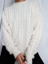Load image into Gallery viewer, "Snow" pure cashmere jumper