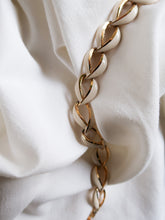 Load image into Gallery viewer, "Shell" vintage necklace