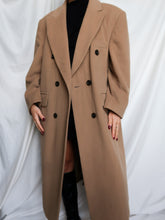 Load image into Gallery viewer, "Dulce" camel coat