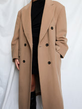 Load image into Gallery viewer, "Dulce" camel coat