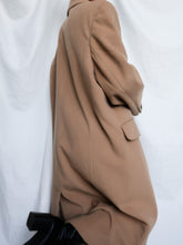 Load image into Gallery viewer, "Dulce" camel coat