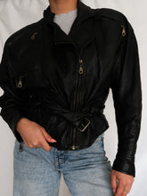 Load image into Gallery viewer, Bombers leather jacket