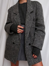 Load image into Gallery viewer, "Raya" wool blazer