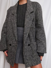 Load image into Gallery viewer, "Raya" wool blazer