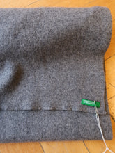 Load image into Gallery viewer, BENETTON wool scarf