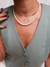 Load image into Gallery viewer, "Ariel" pearls necklace