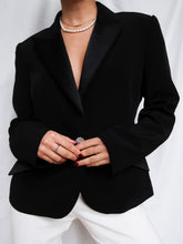 Load image into Gallery viewer, "Nella" elegant blazer