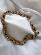 Load image into Gallery viewer, AGATHA golden necklace