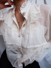 Load image into Gallery viewer, "Anastasia" blouse
