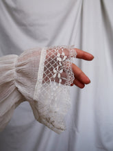 Load image into Gallery viewer, "Anastasia" blouse