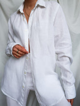 Load image into Gallery viewer, HUGO BOSS linen shirt
