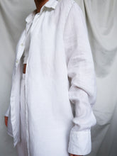 Load image into Gallery viewer, HUGO BOSS linen shirt