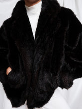Load image into Gallery viewer, "Geneve" fake fur coat